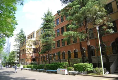 上智大学千代田区に本部を置く私立大学です。学部によって出願基準は異なりますが、全学部・全学科に出願することができます。